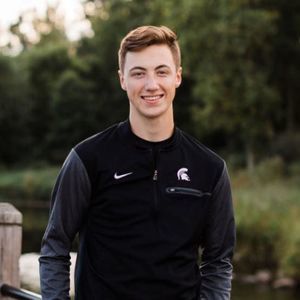 Meet your Posher, Brady